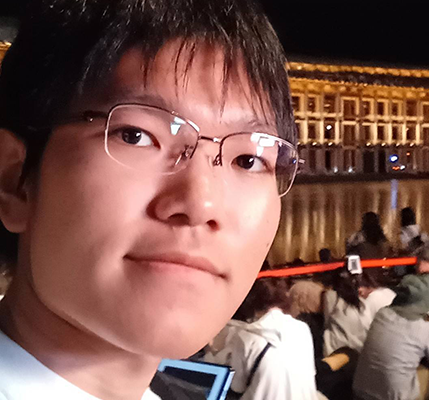 文学部 新3回生　重さん